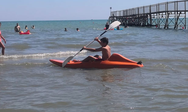 bambino_canoa